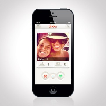 via Headlines & Heroes @ flickr